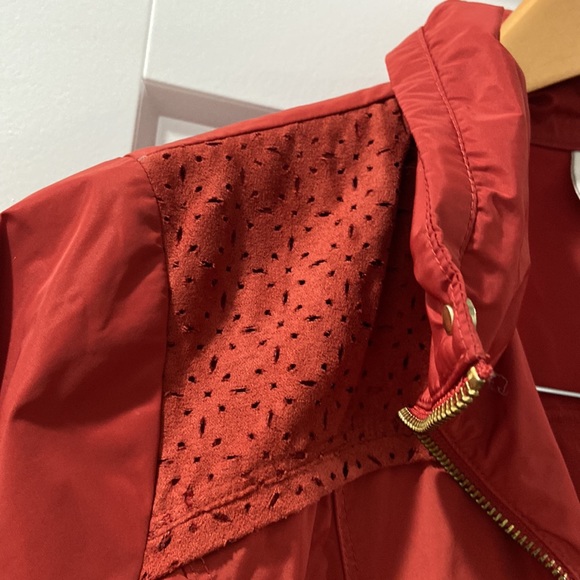 Zenergy Chico's Size 1 Burnt Orange Tab Sleeve Jacket gold hardware EUC - Picture 7 of 15